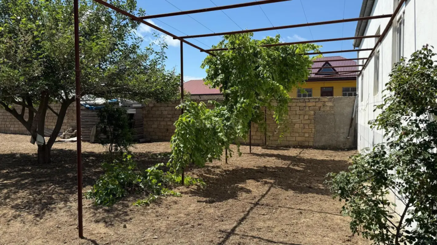Satılır 3 otaqlı həyət evi 110 m²