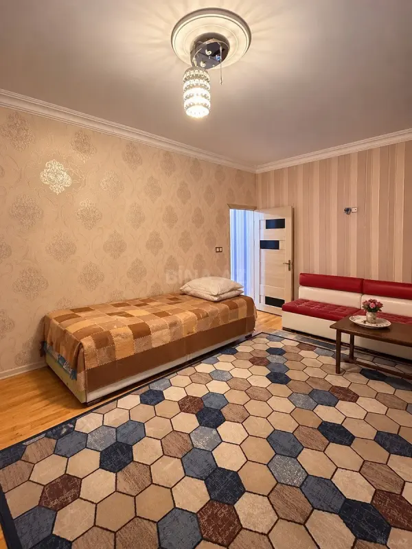 Kirayə verilir 3 otaqlı mənzil 68 m²