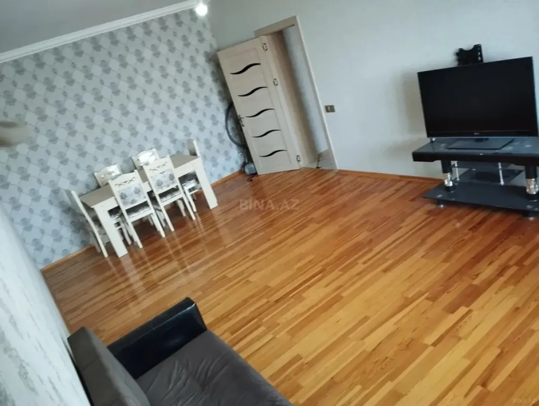 Satılır 2 otaqlı mənzil 68 m²