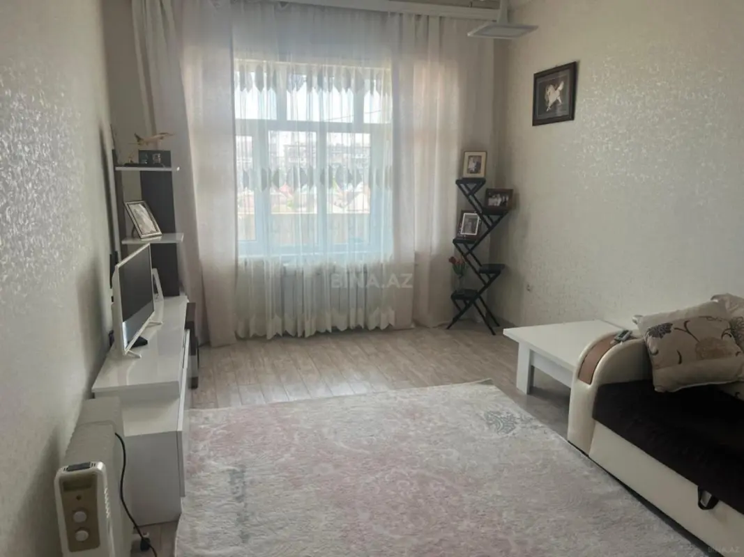 Satılır 4 otaqlı mənzil 100 m²