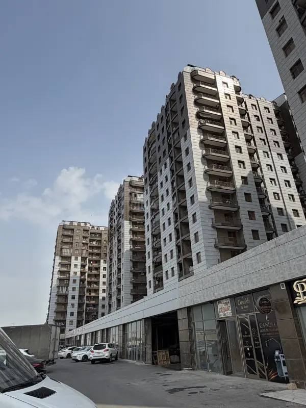 Satılır 3 otaqlı mənzil 72 m²