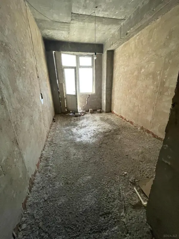 Satılır 2 otaqlı mənzil 76 m²