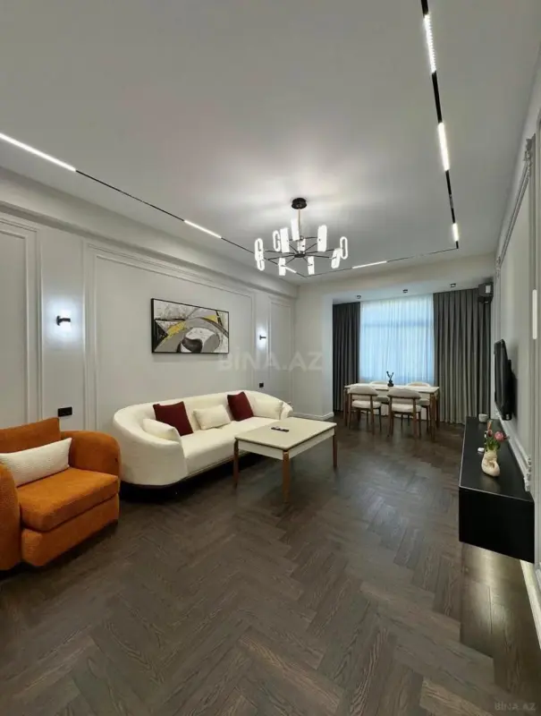 Kirayə verilir 2 otaqlı mənzil 80 m²