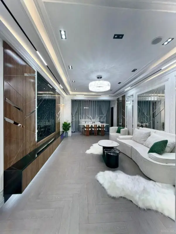 Kirayə verilir 3 otaqlı mənzil 140 m²