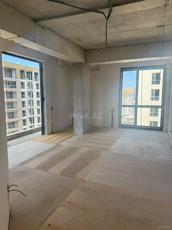 Satılır 2 otaqlı mənzil 96 m²