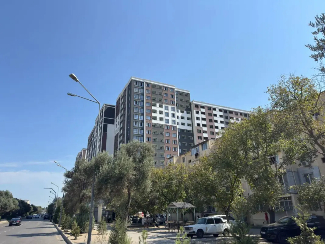 Satılır 3 otaqlı mənzil 94 m²