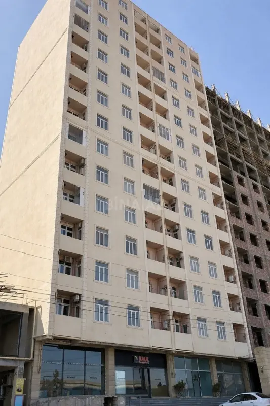 Satılır 2 otaqlı mənzil 66 m²