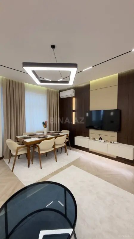 Satılır 2 otaqlı mənzil 70 m²