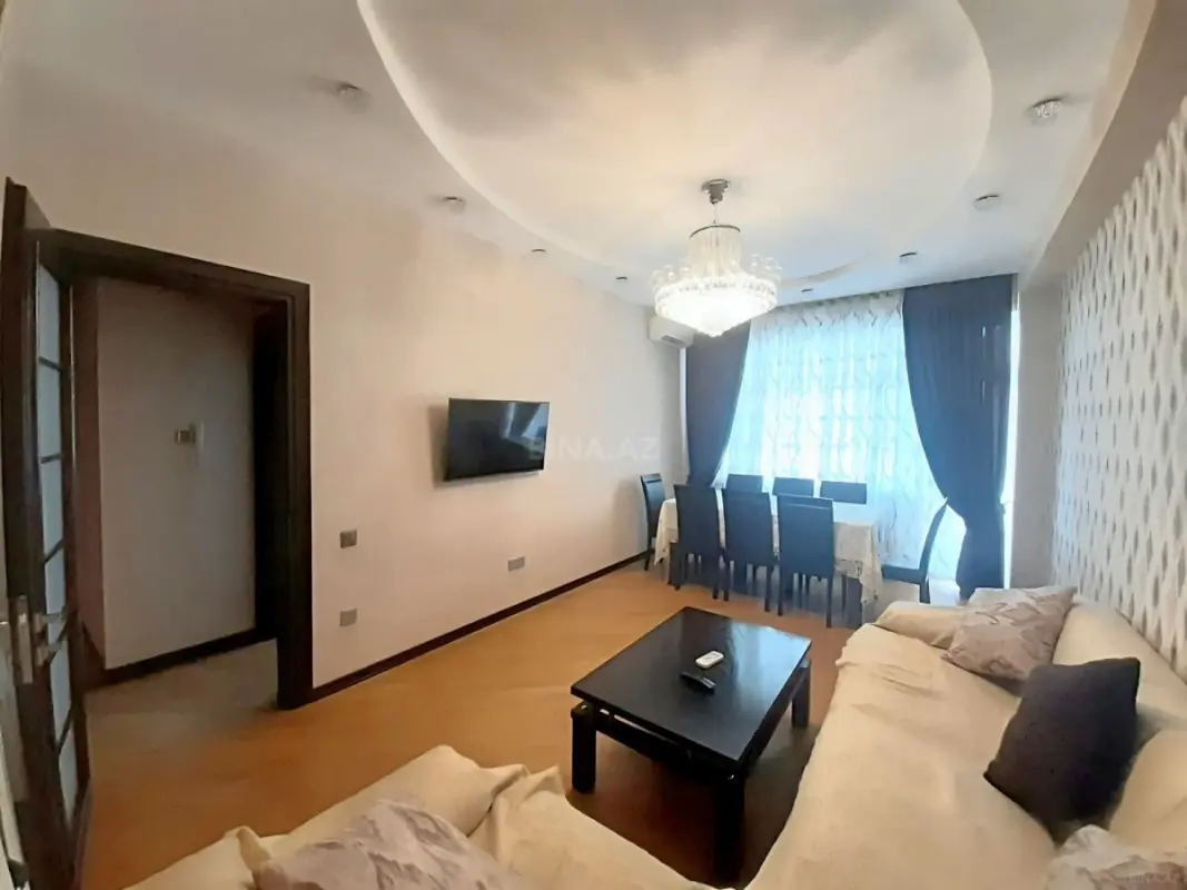 Satılır 3 otaqlı mənzil 104 m²