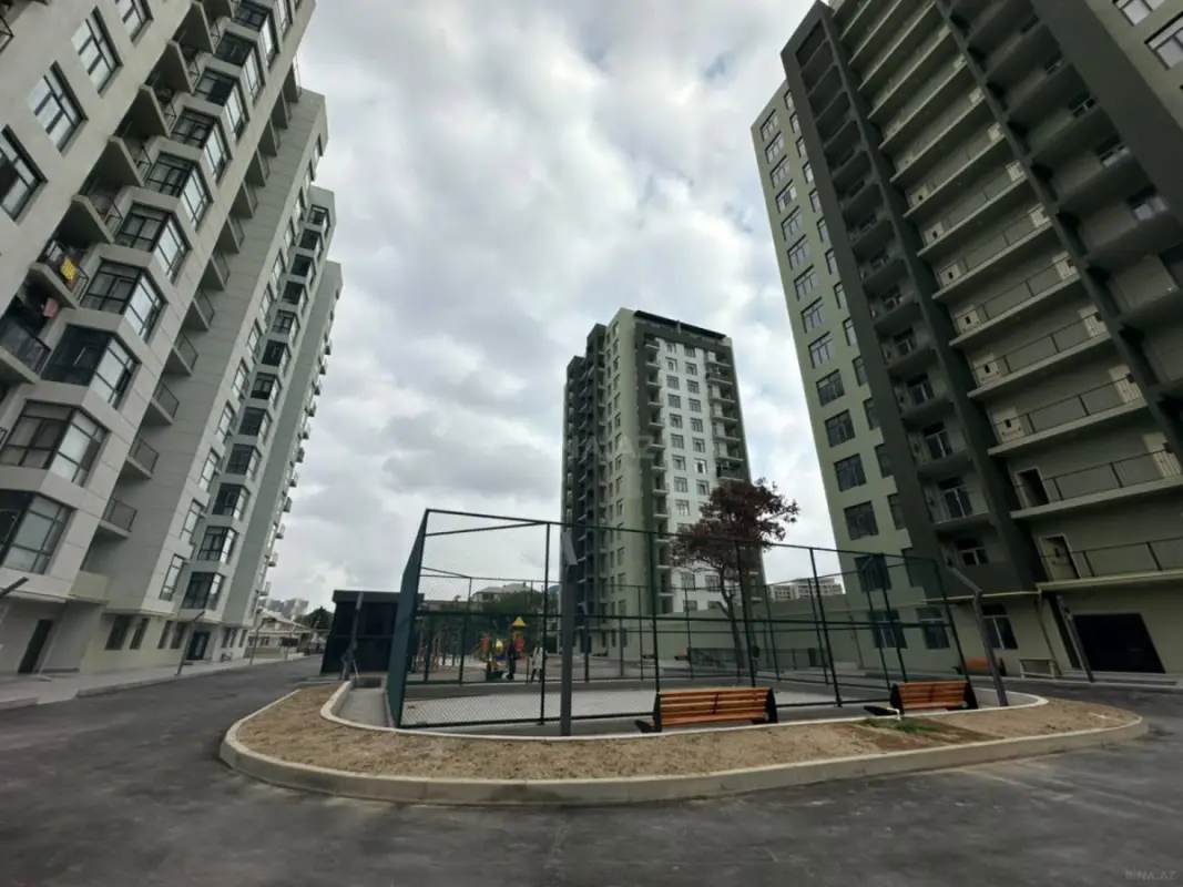 Satılır 3 otaqlı mənzil 110 m²