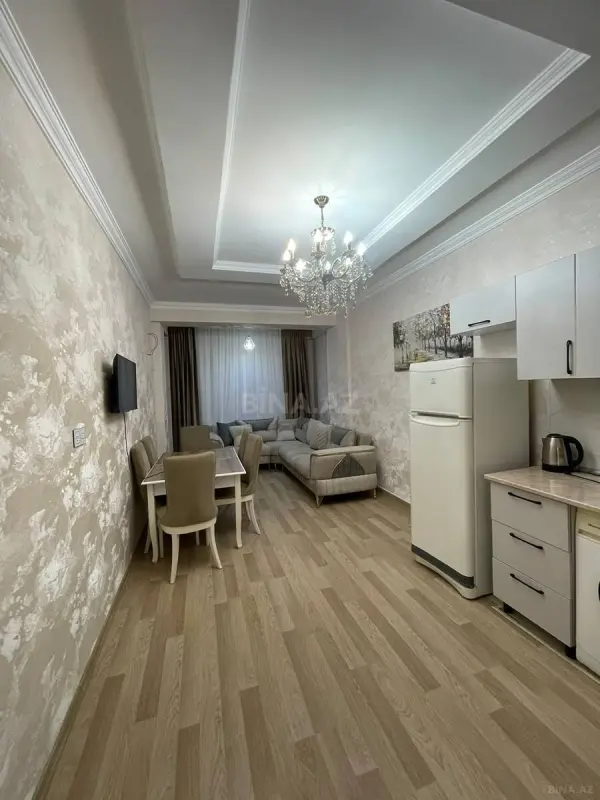 Satılır 2 otaqlı mənzil 73 m²