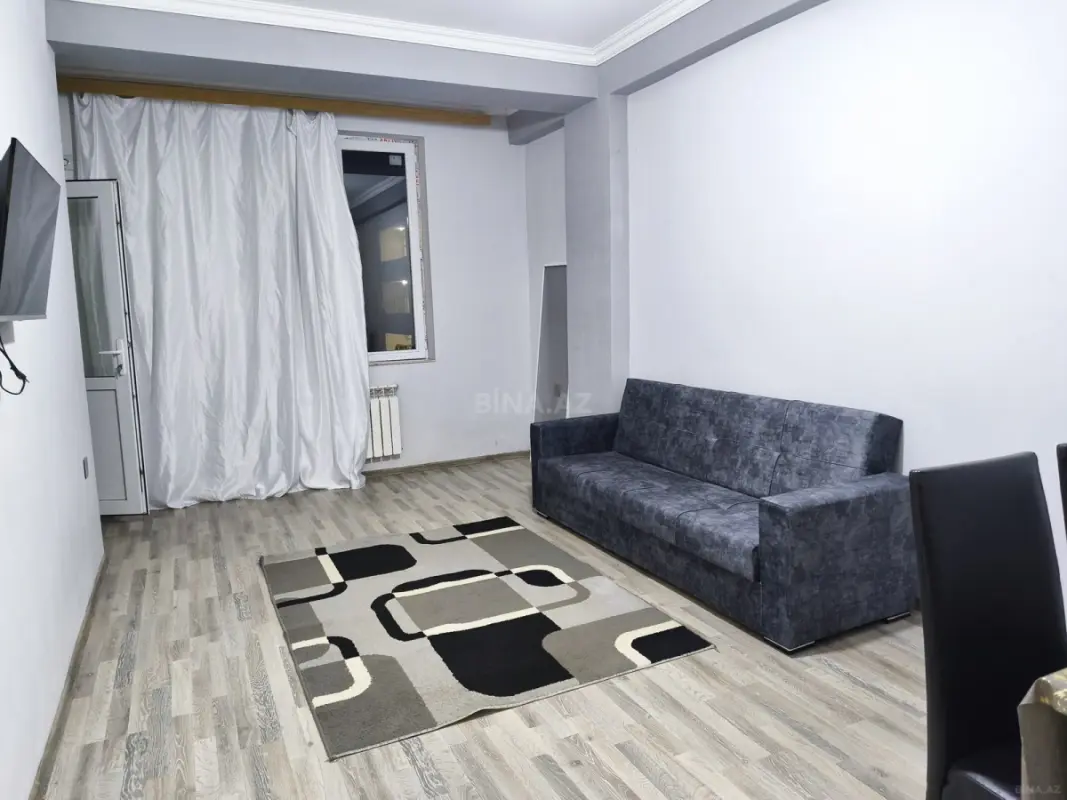Kirayə verilir 2 otaqlı mənzil 50 m²