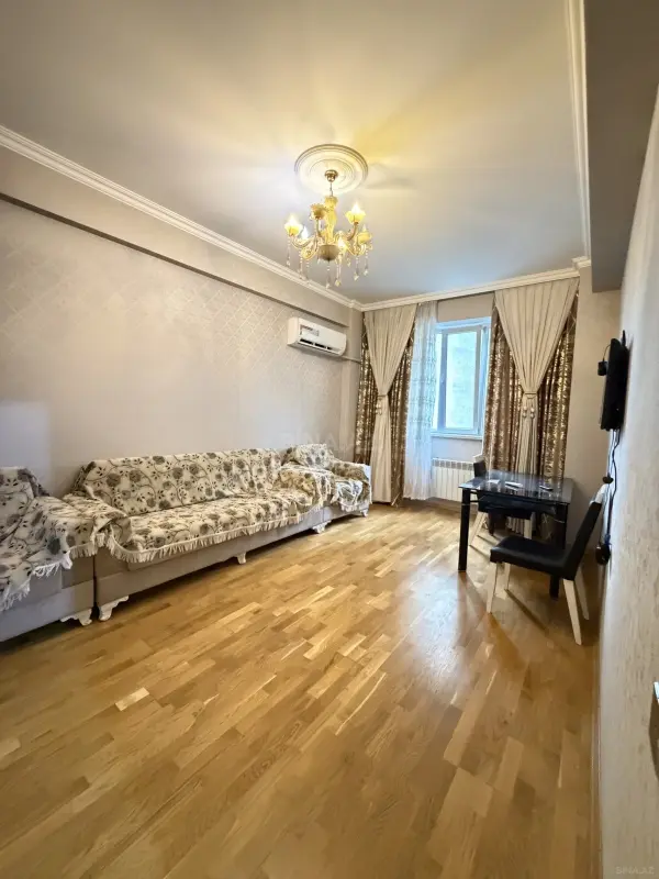 Satılır 2 otaqlı mənzil 66 m²