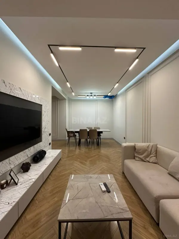 Satılır 2 otaqlı mənzil 94 m²