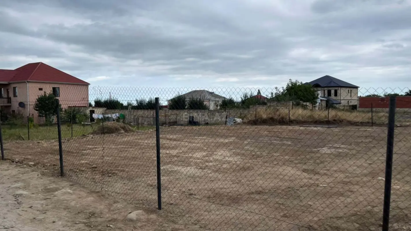 Satılır torpaq sahəsi 8 m²