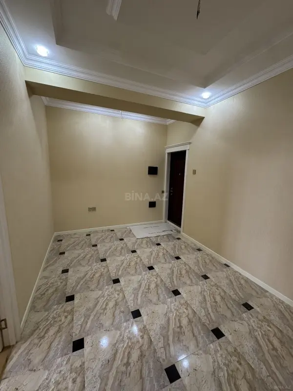 Satılır 3 otaqlı mənzil 106 m²