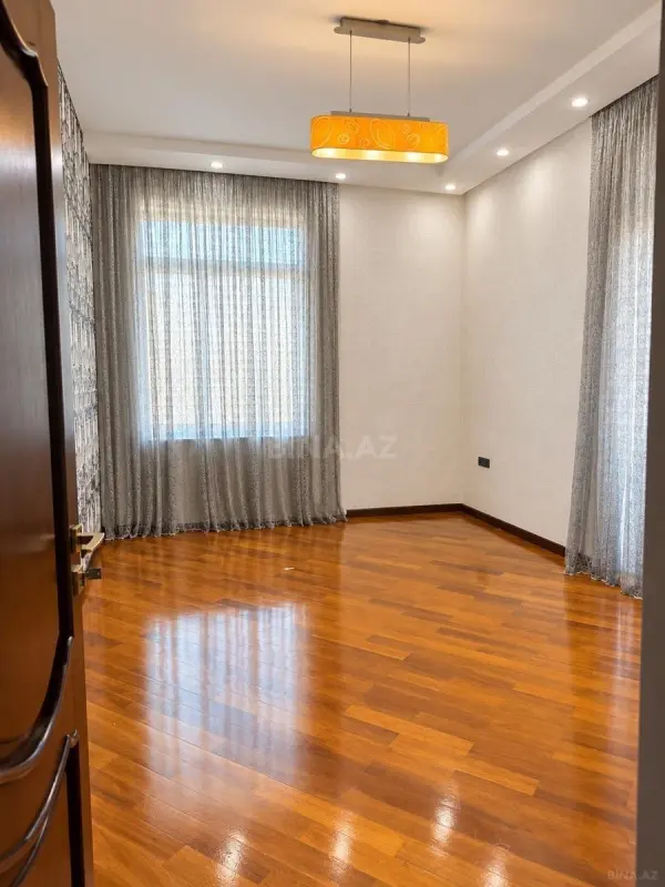 Kirayə verilir 1 otaqlı ofis 20 m²