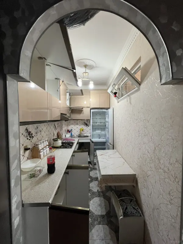 Kirayə verilir 2 otaqlı mənzil 56 m²