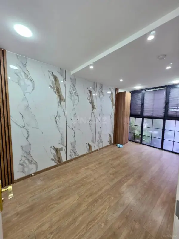 Kirayə verilir obyekt 88 m²