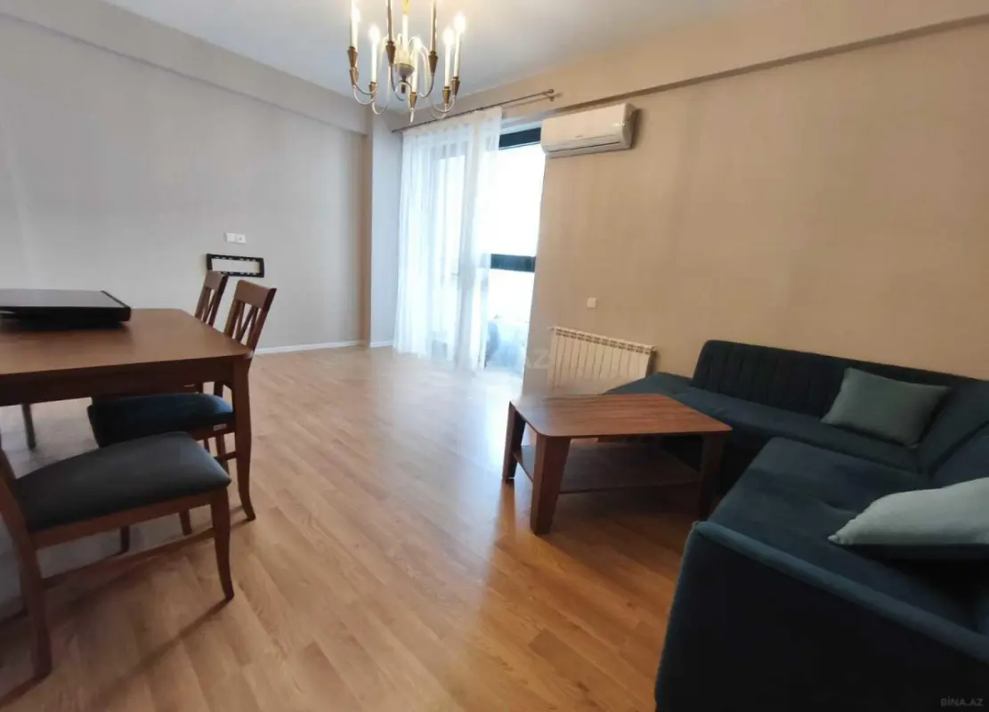 Satılır 2 otaqlı mənzil 97 m²