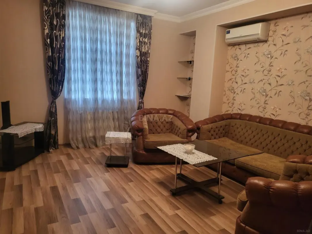 Satılır 2 otaqlı mənzil 70 m²