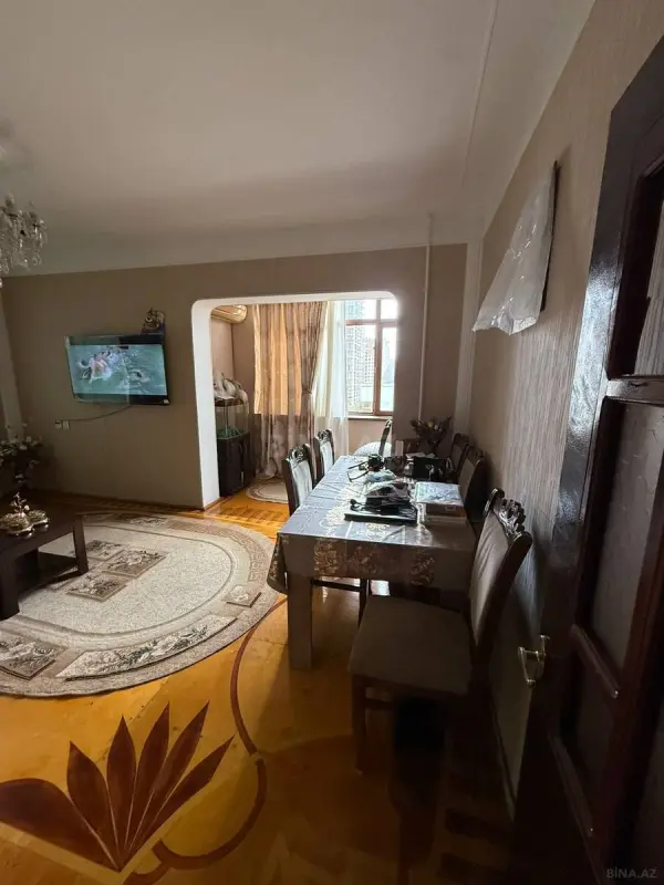 Satılır 2 otaqlı mənzil 90 m²