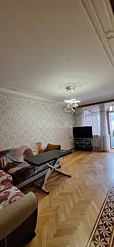 Satılır 4 otaqlı mənzil 100 m² — Bakı, Həzi Aslanov qəs. 4 otaq 100.00 m²