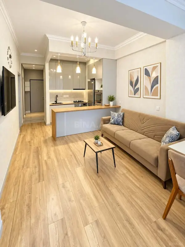 Kirayə verilir 2 otaqlı mənzil 60 m²