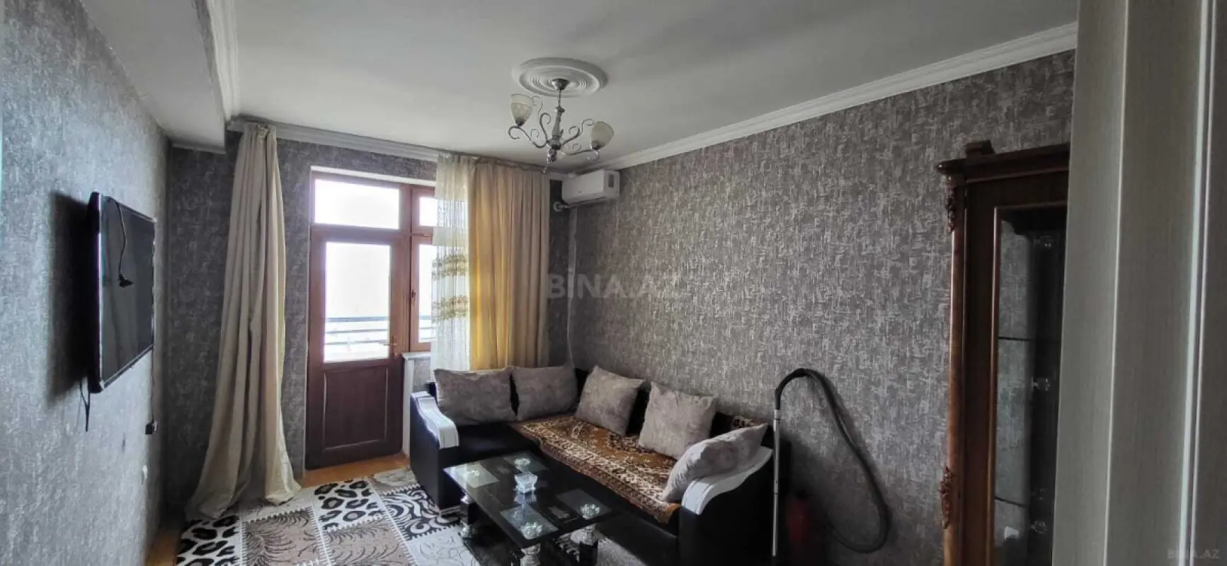Satılır 4 otaqlı mənzil 110 m²