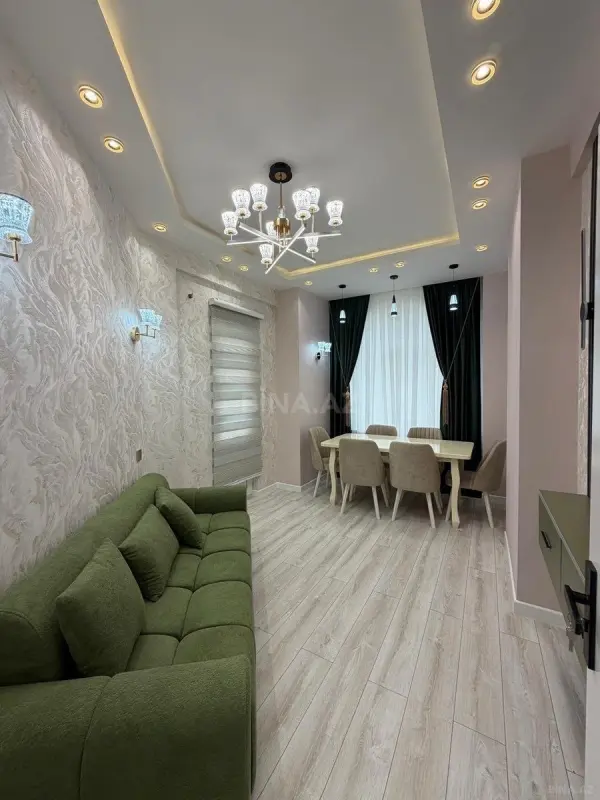 Satılır 2 otaqlı mənzil 78 m²