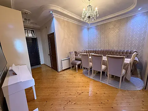 Satılır 3 otaqlı mənzil 82 m² — Bakı, Həzi Aslanov qəs. 3 otaq 82.00 m²