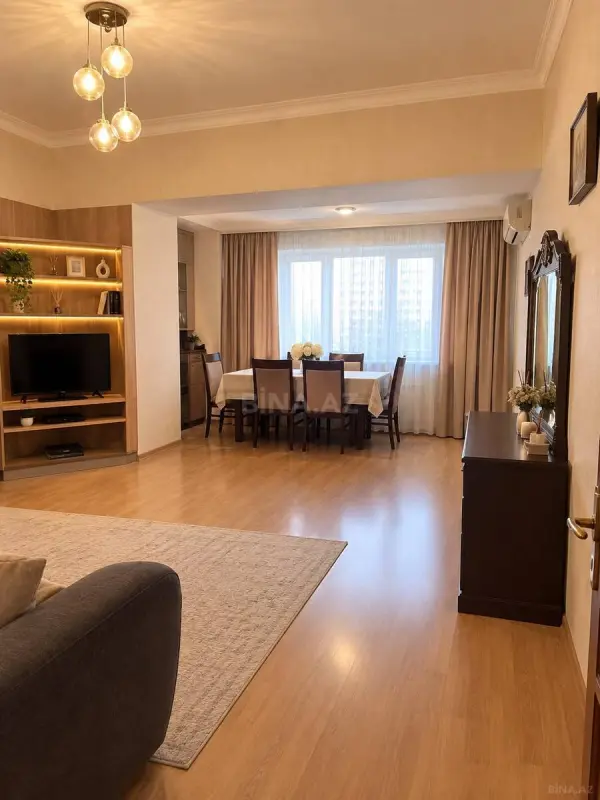 Kirayə verilir 3 otaqlı mənzil 105 m²