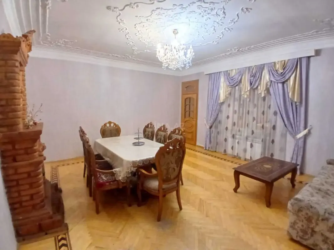 Kirayə verilir 4 otaqlı mənzil 110 m²