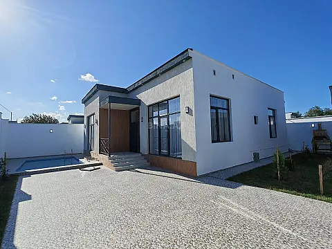 Satılır 4 otaqlı həyət evi 140 m² — Bakı, Mərdəkan 4 otaq 140.00 m²