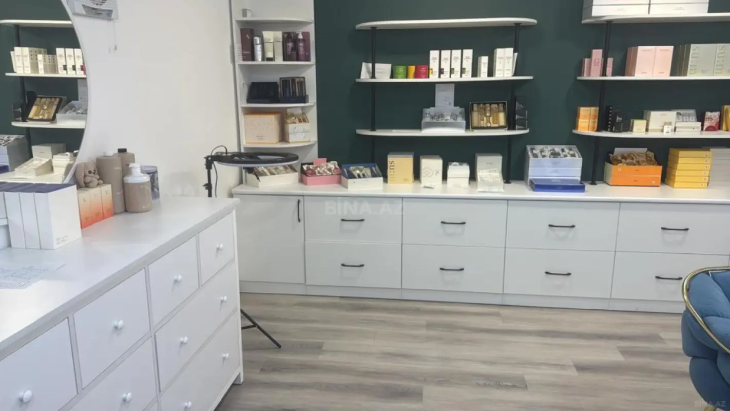 Kirayə verilir 7 otaqlı ofis 300 m²