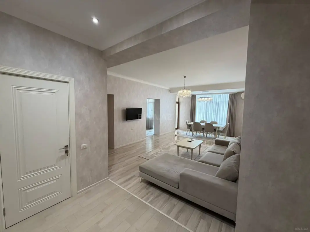 Kirayə verilir 3 otaqlı mənzil 120 m²