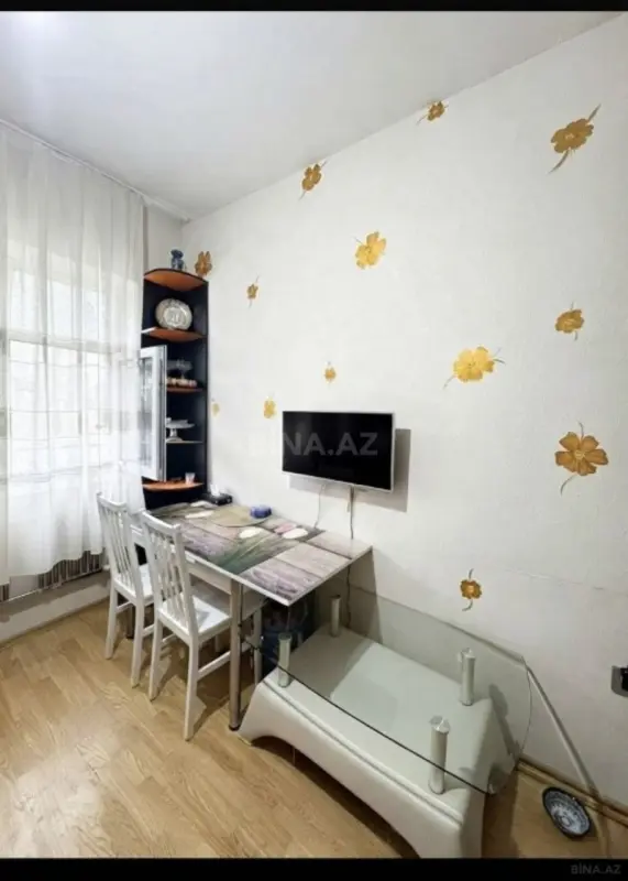 Satılır 1 otaqlı mənzil 40 m²