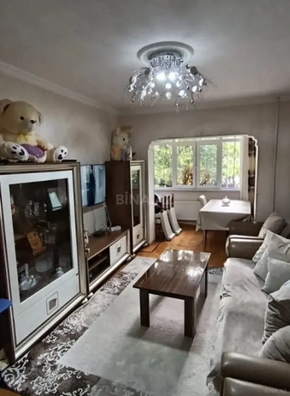 Satılır 2 otaqlı mənzil 75 m²