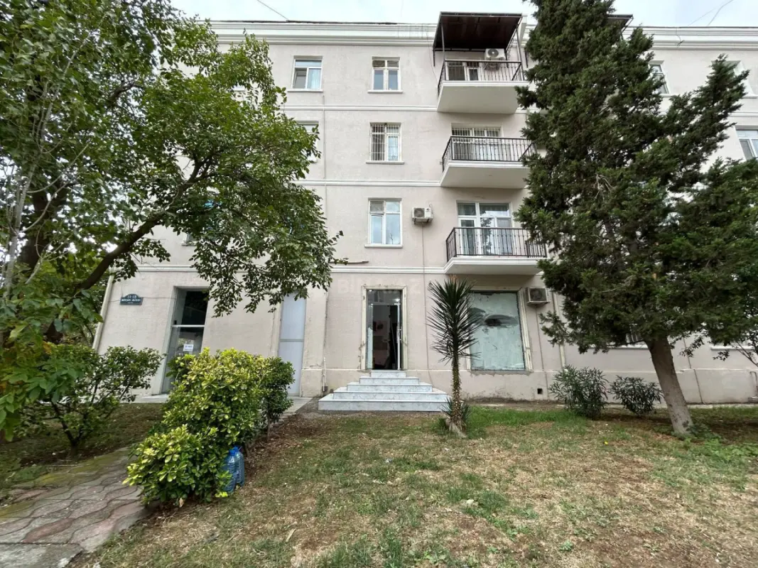 Kirayə verilir obyekt 80 m²