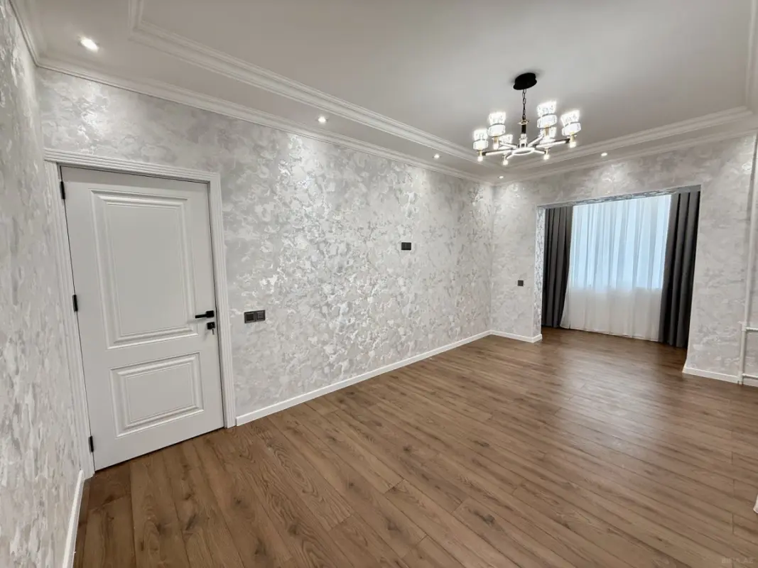 Satılır 2 otaqlı mənzil 65 m²