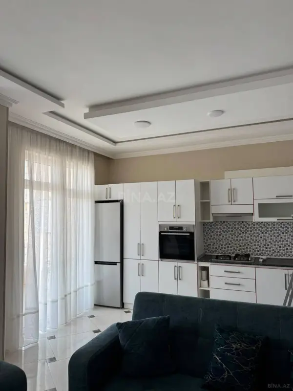 Kirayə verilir 3 otaqlı mənzil 120 m²