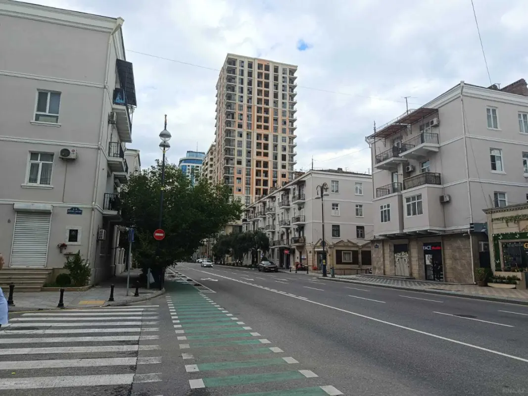 Satılır 3 otaqlı mənzil 70 m²