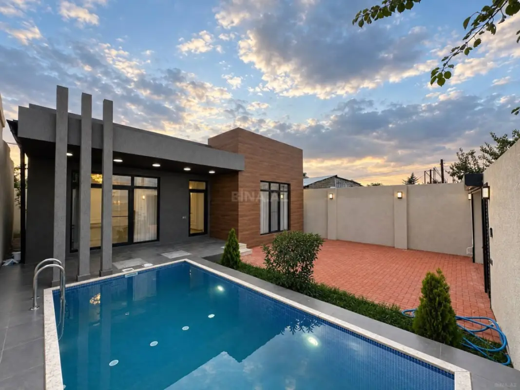 Satılır 4 otaqlı həyət evi 145 m²