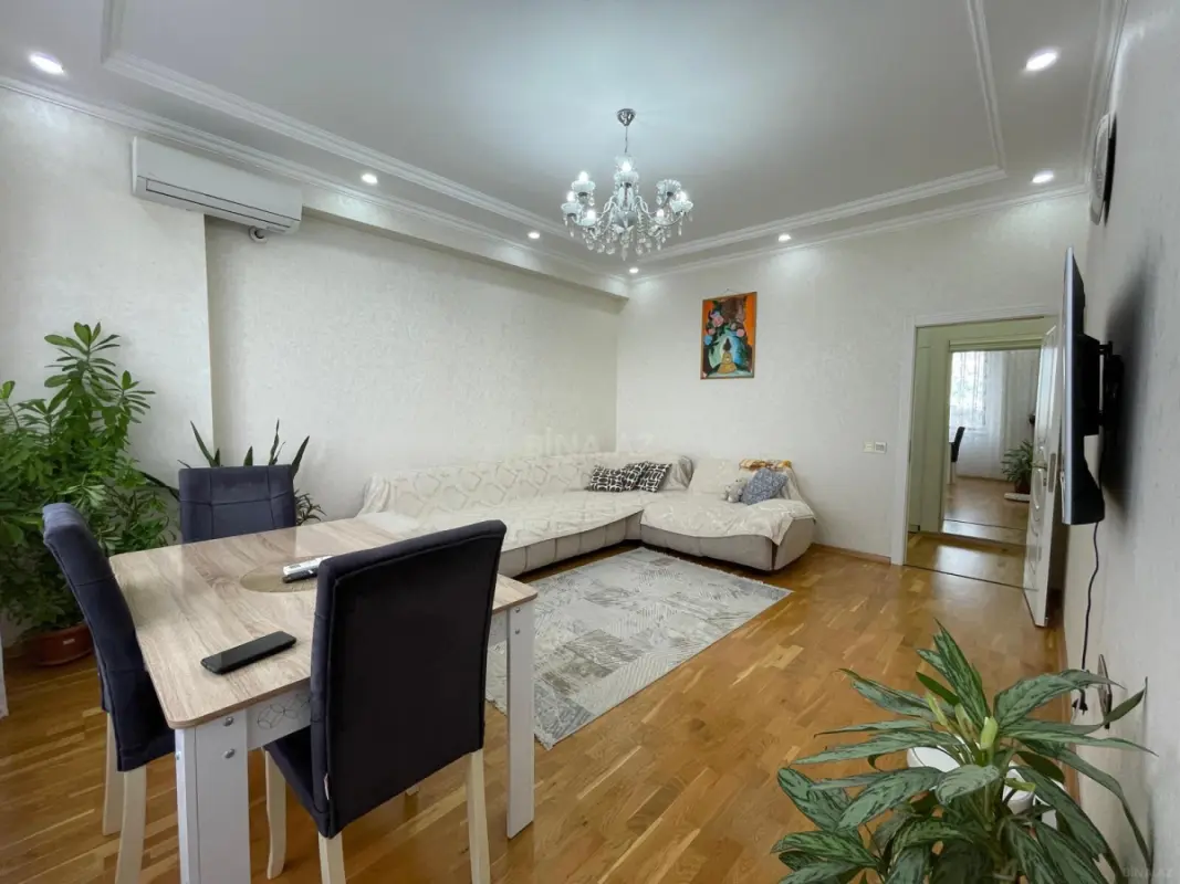 Satılır 3 otaqlı mənzil 90 m²