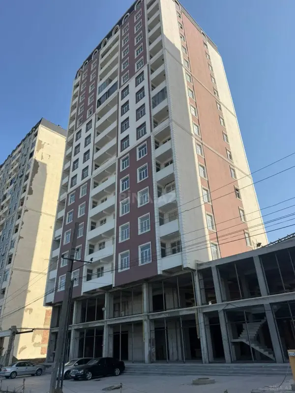 Satılır 2 otaqlı mənzil 80.8 m²