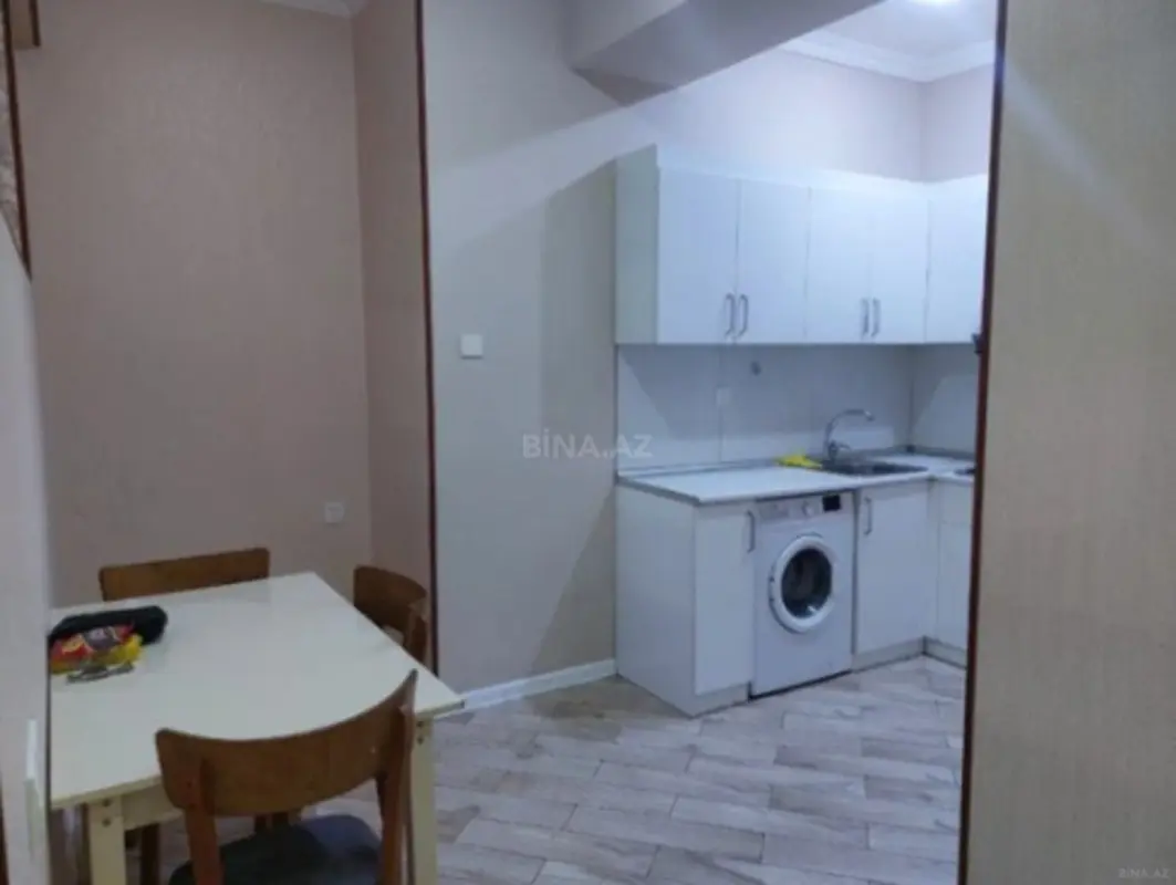 Kirayə verilir 3 otaqlı mənzil 160 m²