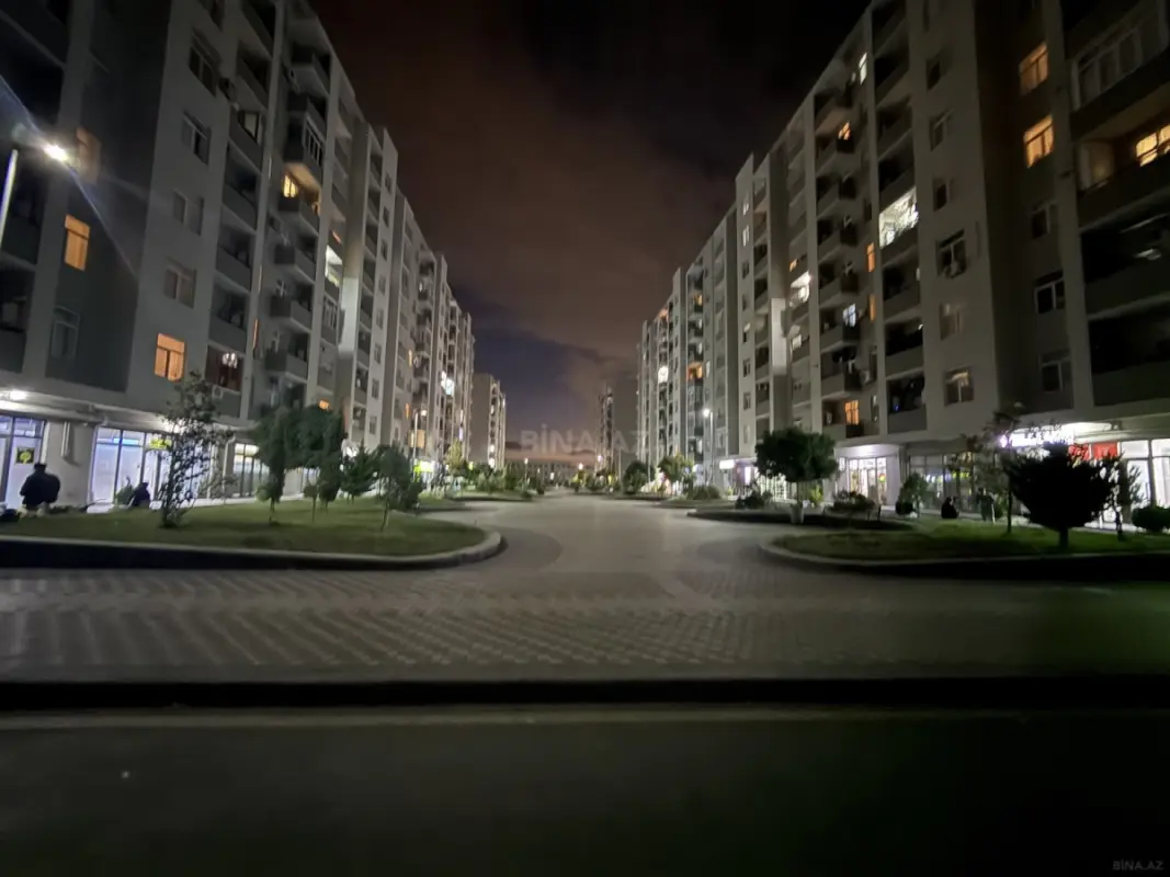 Satılır 4 otaqlı mənzil 115 m²