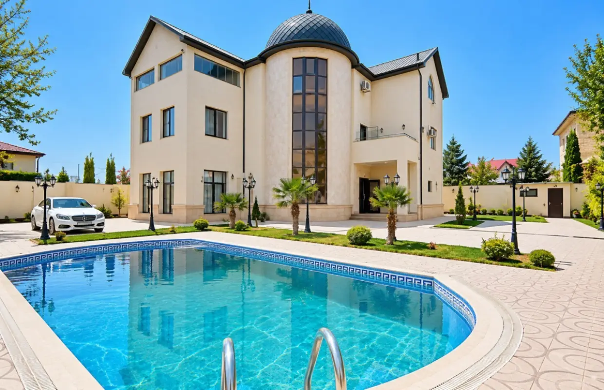 Satılır 7 otaqlı həyət evi 600 m²