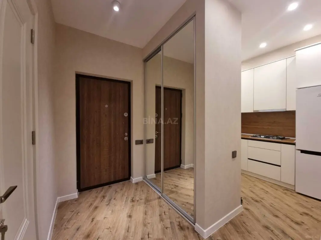Kirayə verilir 2 otaqlı mənzil 60 m²