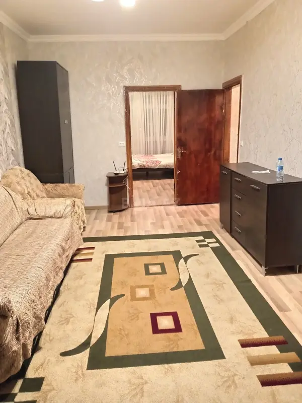 Satılır 2 otaqlı mənzil 43 m²